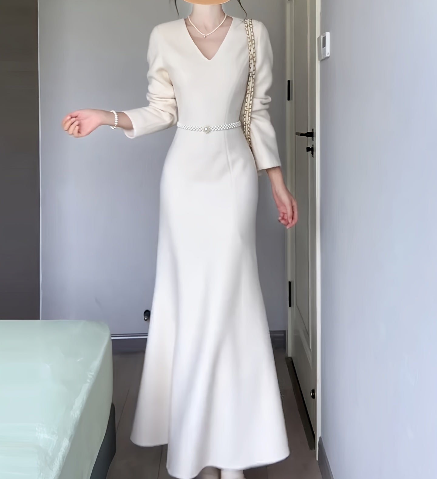 Ensemble deux pièces blanc Châle féminin design + jupe longue ajustée, ensemble élégant haut de gamme pour dîner taille cintrée