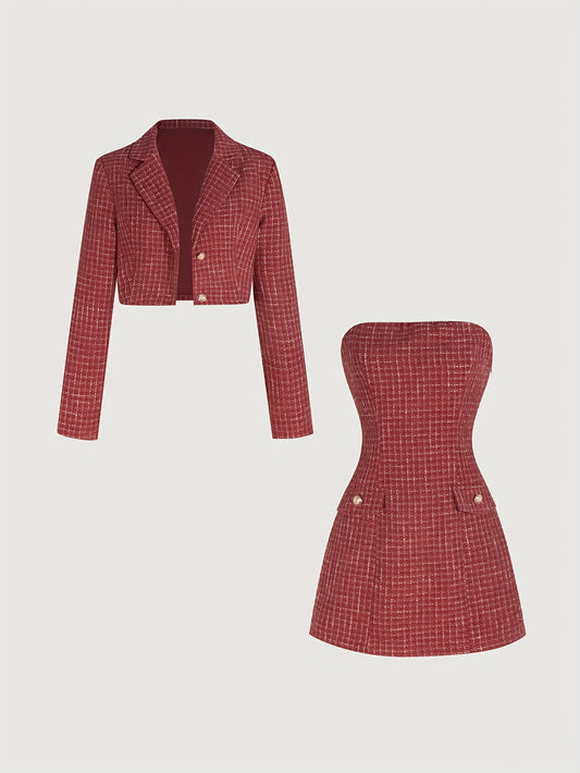 Ensemble deux pièces élégant et sexy, composé d'une veste à carreaux bordeaux et jupe, mode féminine.