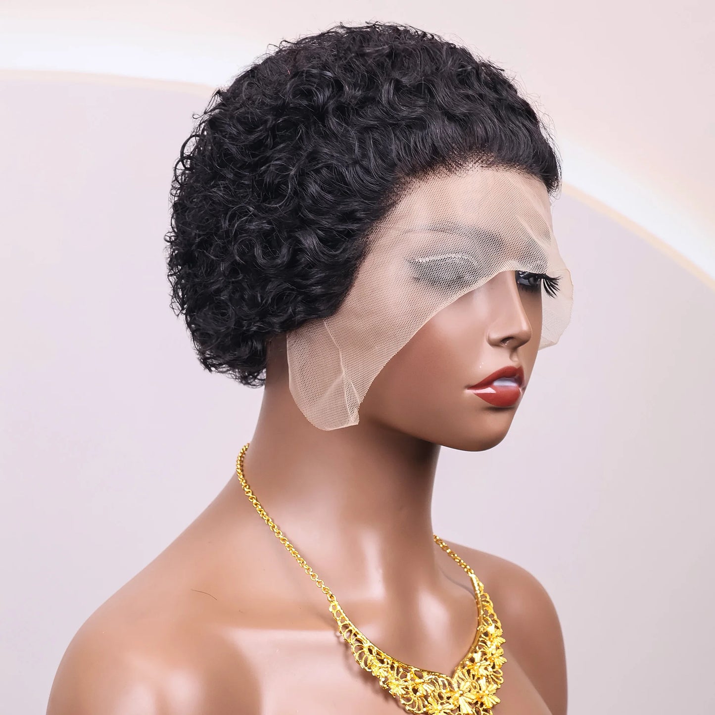 Perruque pixie bouclée avec lace transparente 13x1 de cheveux humains brésilien style water wave